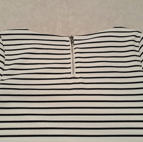 White House Black Market Striped Top - Picture 4 of 5